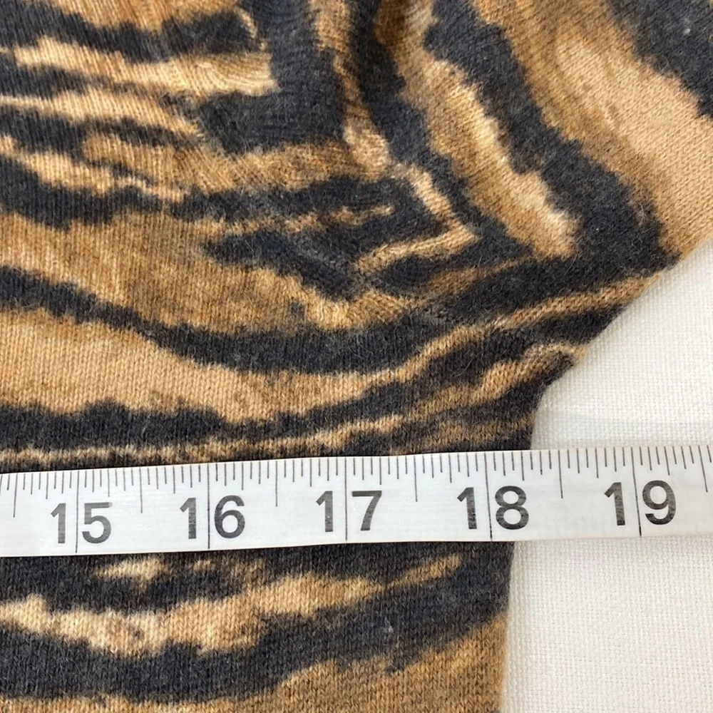 Talbots Pure Cashmere Tiger Print Sweater Women's Medium Black/Brown - Picture 7 of 9